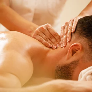 back neck shoulder massage for men